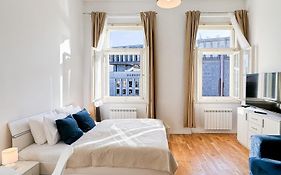 Turnkey I Wenceslas Square Apartments