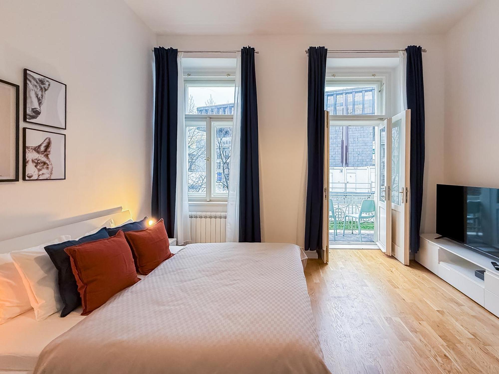 Turnkey I Wenceslas Square Apartments Прага Екстериор снимка