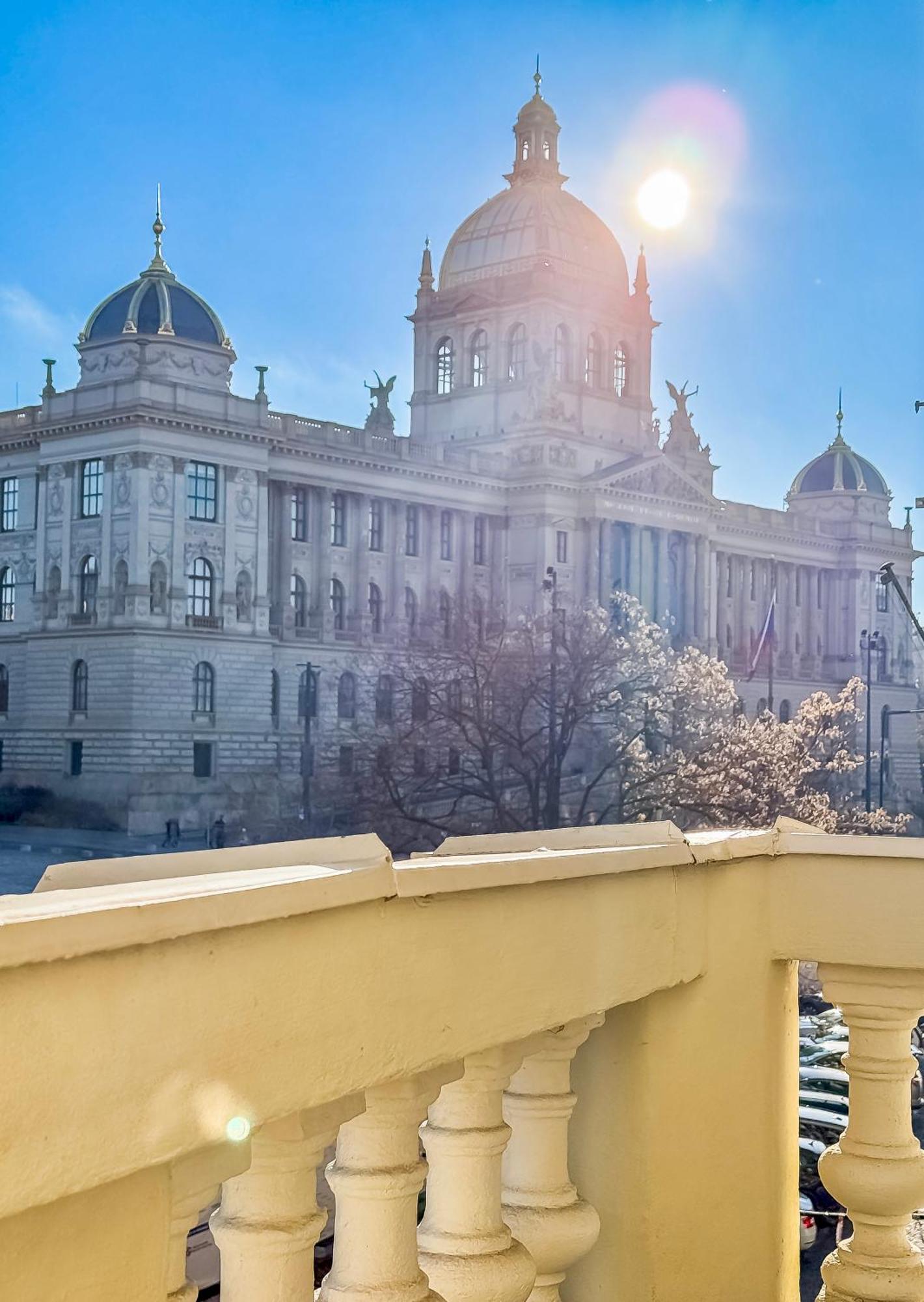 Turnkey I Wenceslas Square Apartments Прага Екстериор снимка